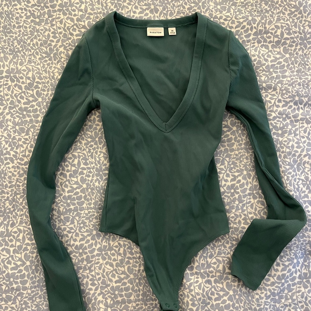 Aritzia Babaton Bodysuit